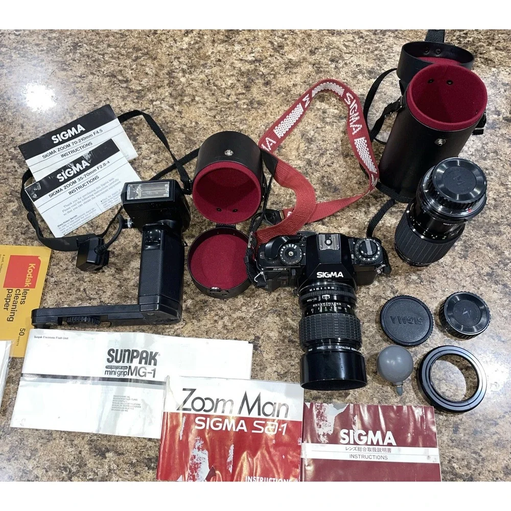 Sigma SA-1 Camera Sigma 35-70mm & 70-210 Zoom Lens w/ Case & Strap Untested LOT